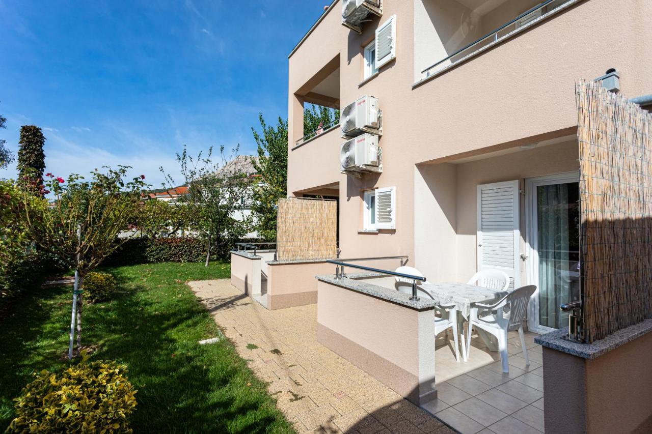 Apartments Crnekovic V Baška Екстериор снимка