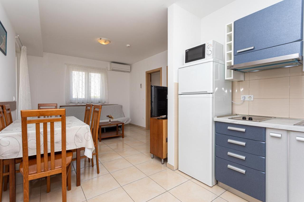 Apartments Crnekovic V Baška Екстериор снимка