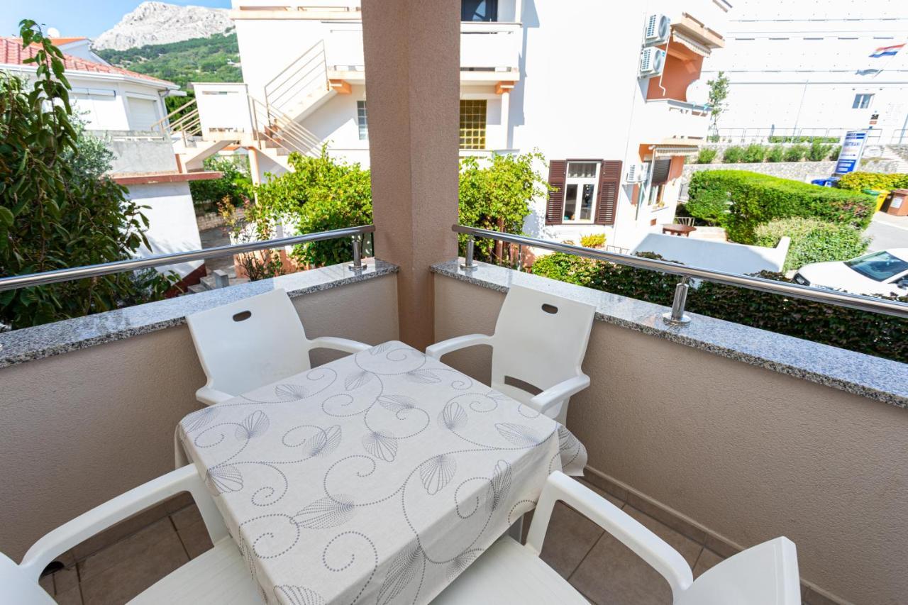 Apartments Crnekovic V Baška Екстериор снимка