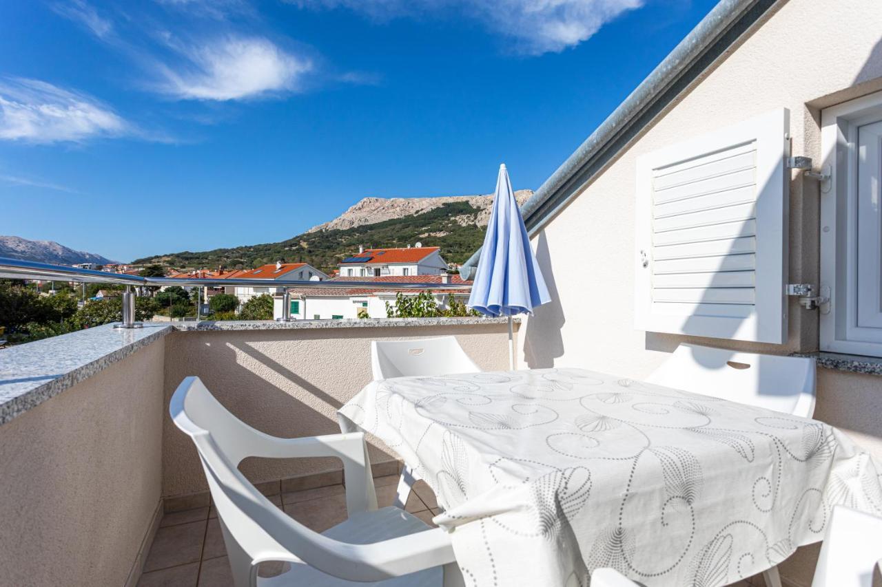 Apartments Crnekovic V Baška Екстериор снимка