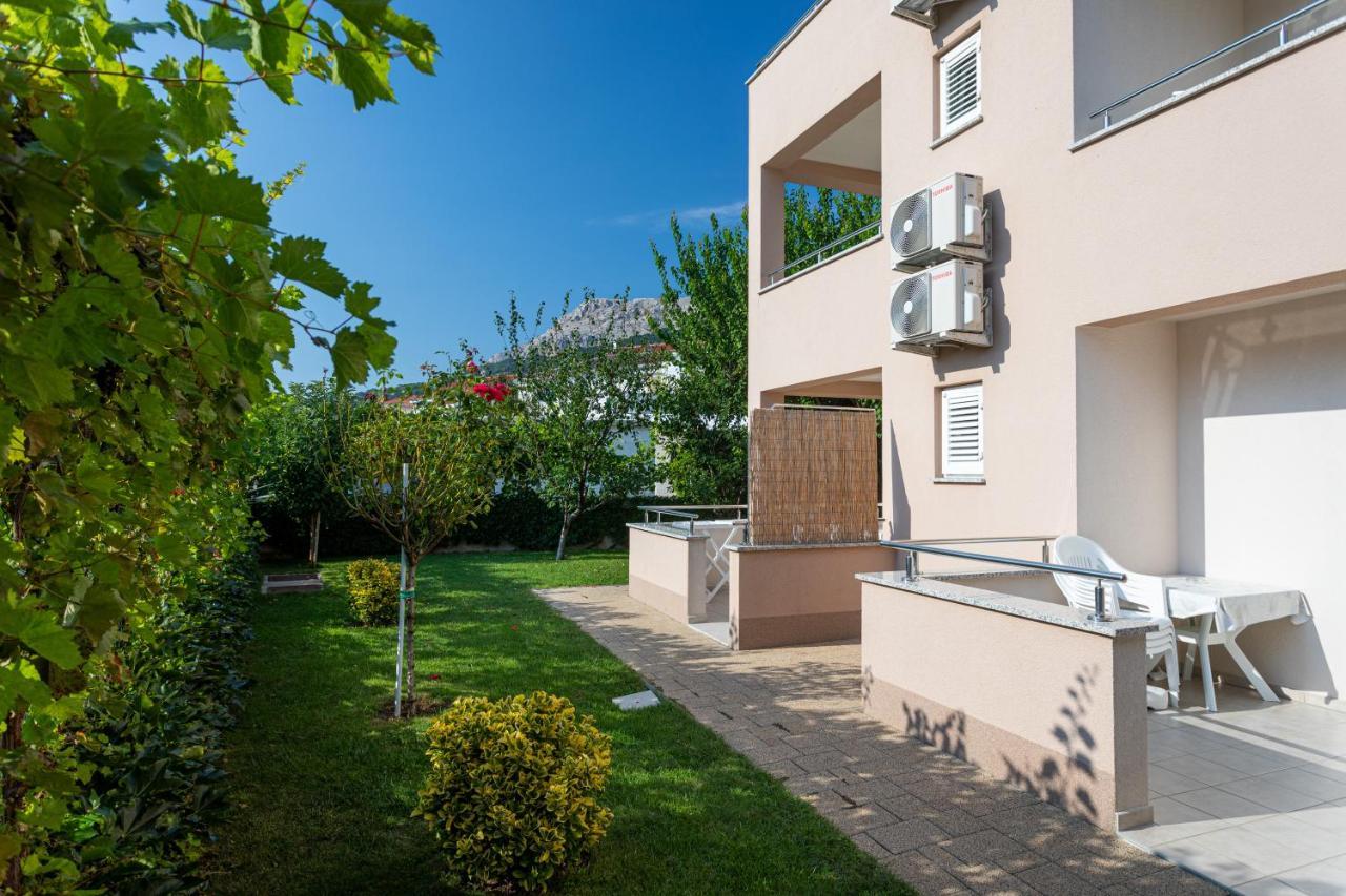 Apartments Crnekovic V Baška Екстериор снимка